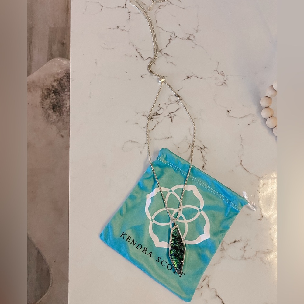 Kendra Scott Beatrice Necklace